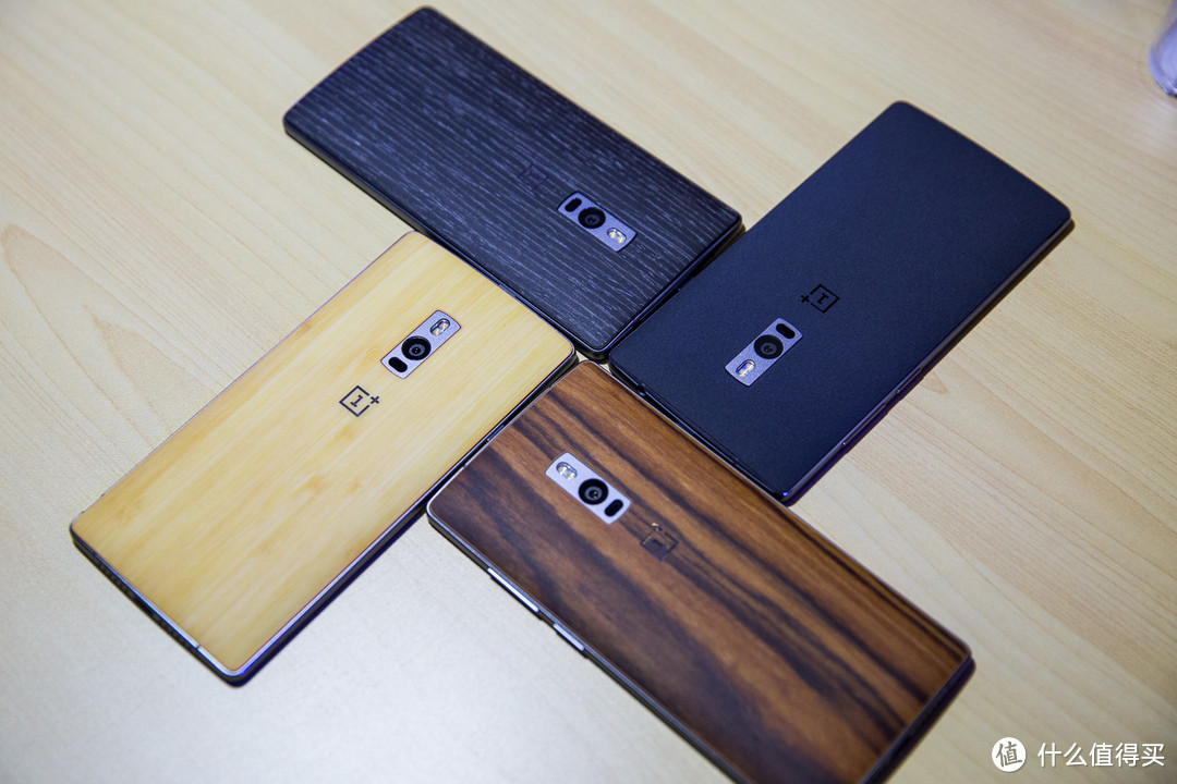 5种后盖材质可选：OnePlus 一加 正式发布一加手机2 独家首发众测（更新实拍图）