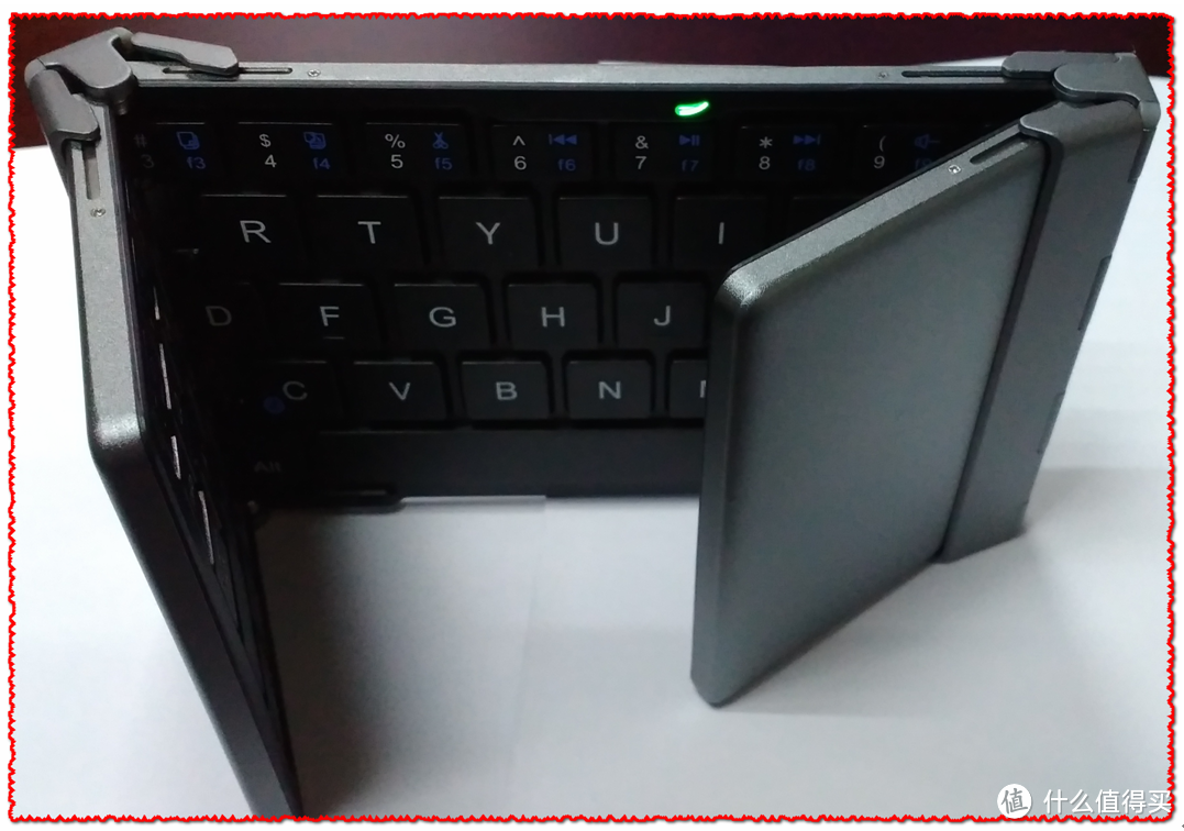 优雅的展开——B.O.W航世HB066三折叠通用蓝牙键盘测评