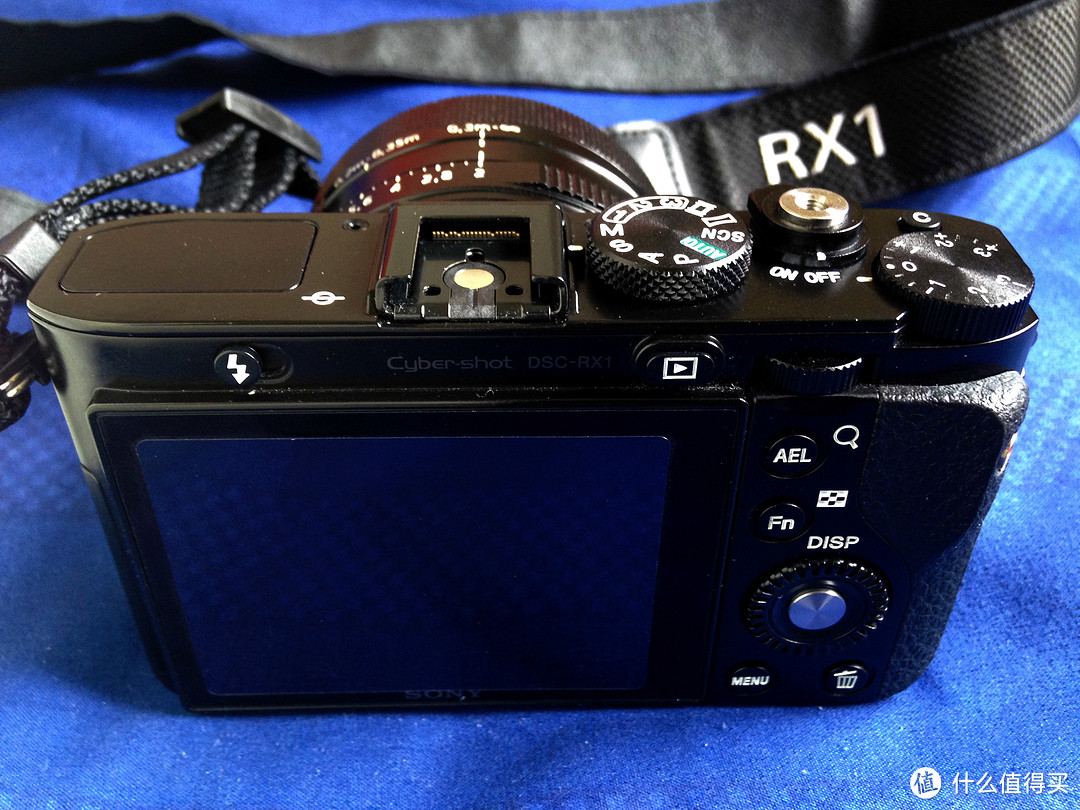 以小见大：SONY 索尼 DSC-RX1 全画幅数码相机