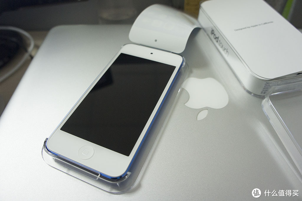 苹果IPT党的信仰 — Touch 6代蓝色64G版开箱及上手体验