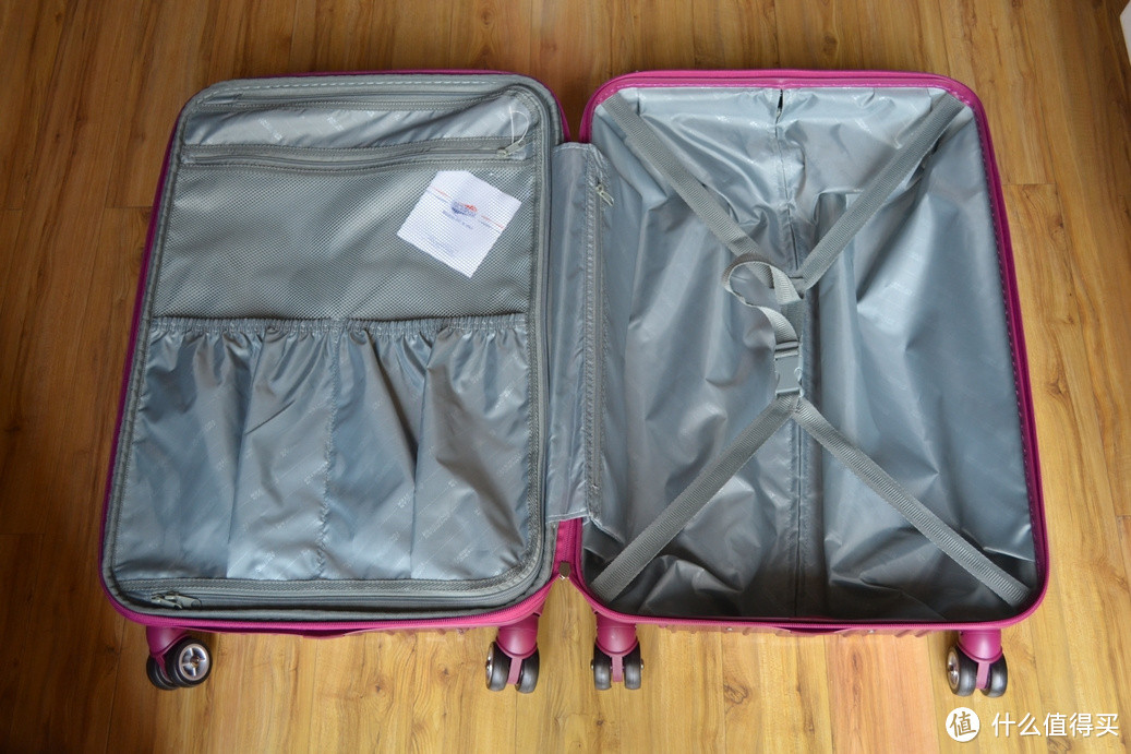 AMERICAN TOURISTER 美旅 vs Delsey 法国大使 24/5寸可扩展拉杆箱比较