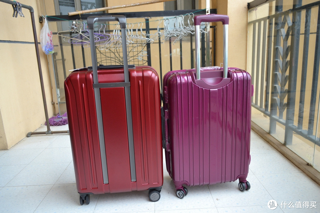 AMERICAN TOURISTER 美旅 vs Delsey 法国大使 24/5寸可扩展拉杆箱比较