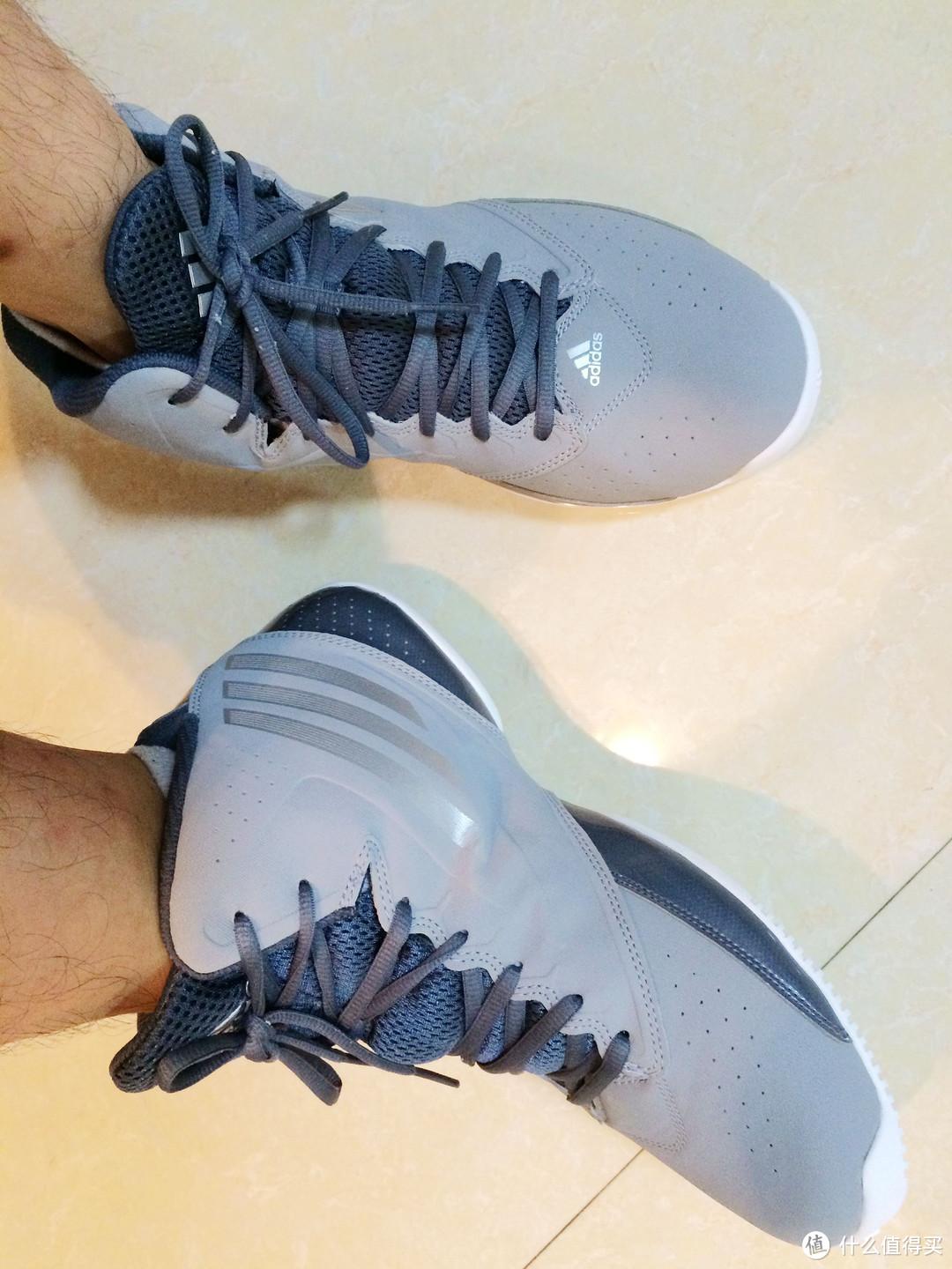 自编自导自演 — 6PM白菜价入Adidas 阿迪达斯 3 Series 篮球鞋