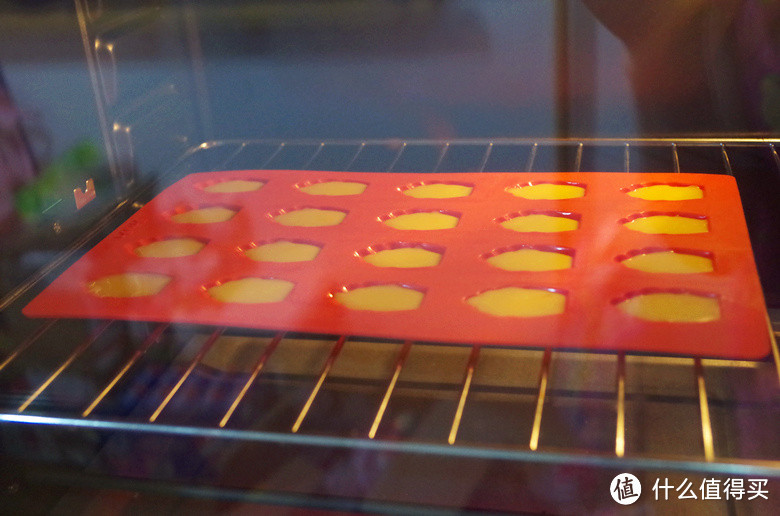 一次奇妙的烘焙旅行 ——乐葵铂金硅胶蛋糕模具套装评测