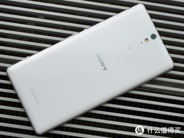 窄边框与高像素 ：SONY 索尼 Xperia C5 Ultra/M5提前曝光