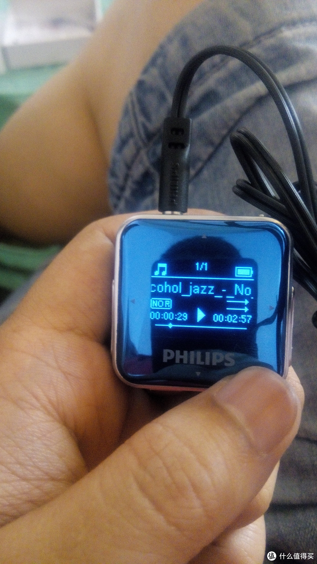 跑步装备之 PHILIPS 飞利浦运动型MP3播放器 SA2208