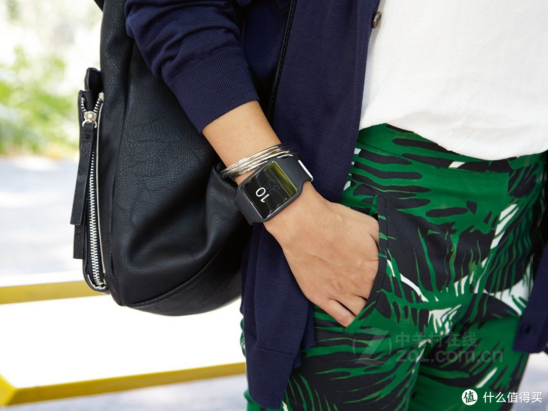 一款被严重低估的 Android Wear 手表：SONY 索尼 Smartwatch3