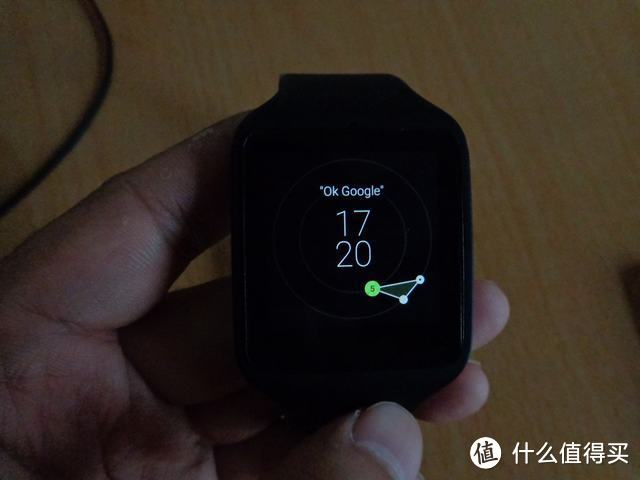 一款被严重低估的 Android Wear 手表：SONY 索尼 Smartwatch3