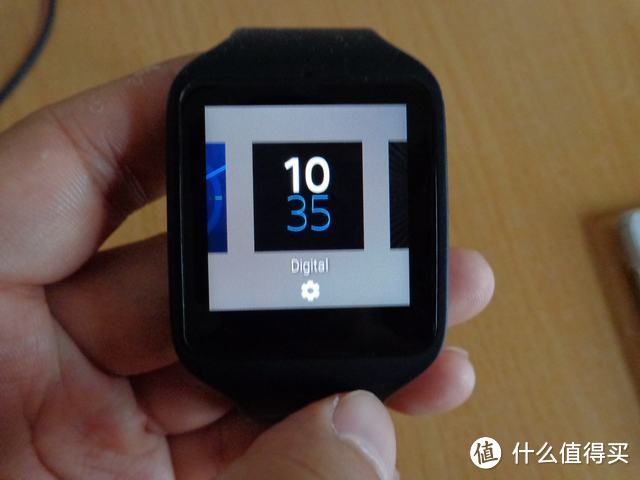 一款被严重低估的 Android Wear 手表：SONY 索尼 Smartwatch3