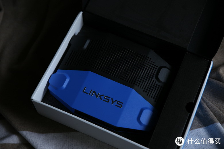 来势汹汹：LINKSYS WRT1200AC 无线路由器