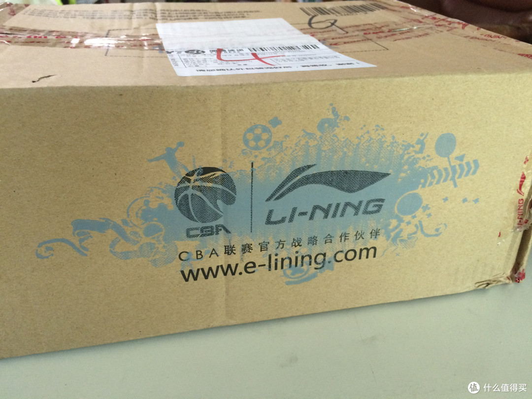 旧瓶装新酒 — LI-NING 李宁赤兔智能跑鞋评测
