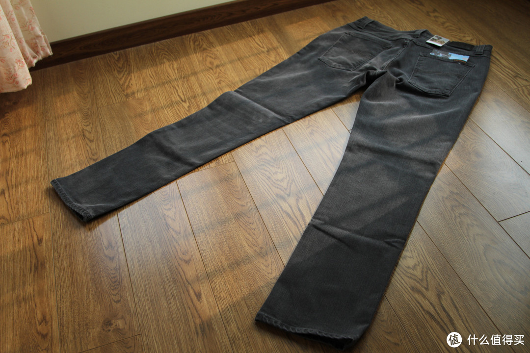 Nudie Jeans Grim Tim  Steamy Grey 牛仔裤