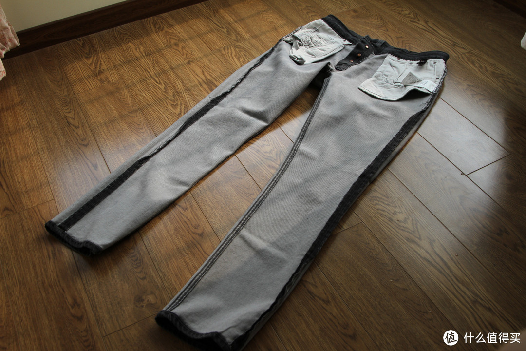 Nudie Jeans Grim Tim  Steamy Grey 牛仔裤