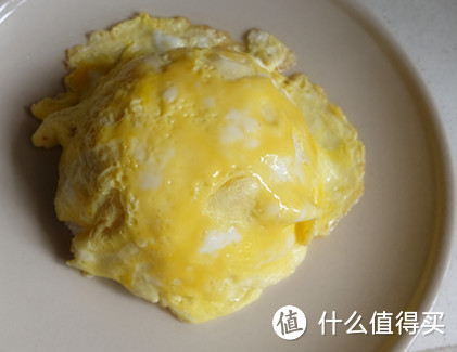 餐桌上的新宠：日式咖喱蛋包饭