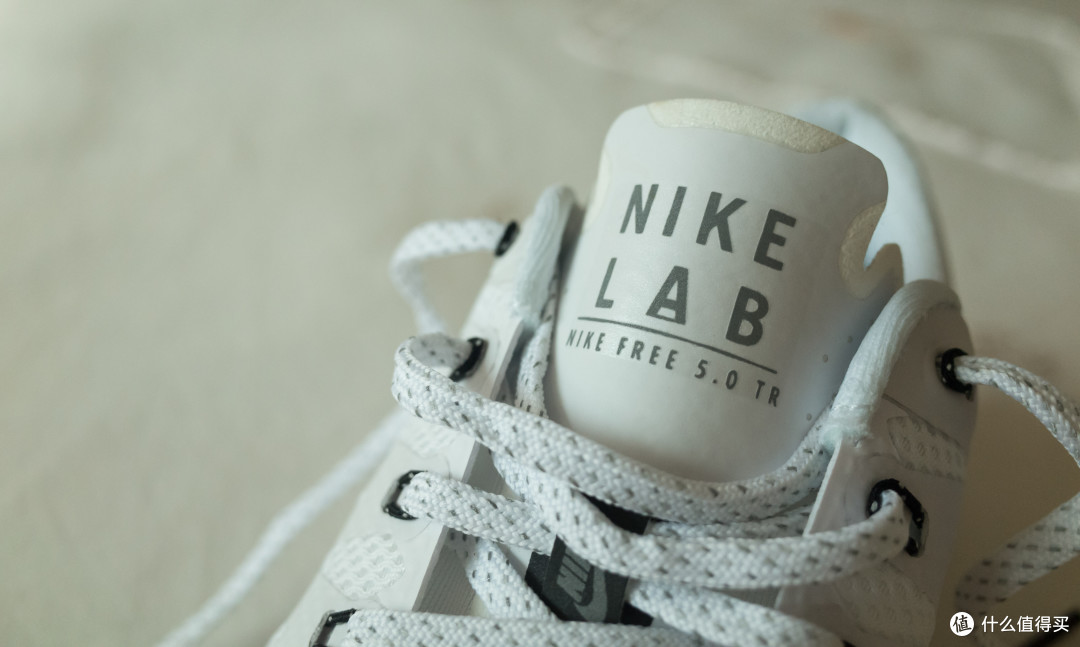 耐克呈现——Nike Free TR 5.0 V6 Premium 开箱