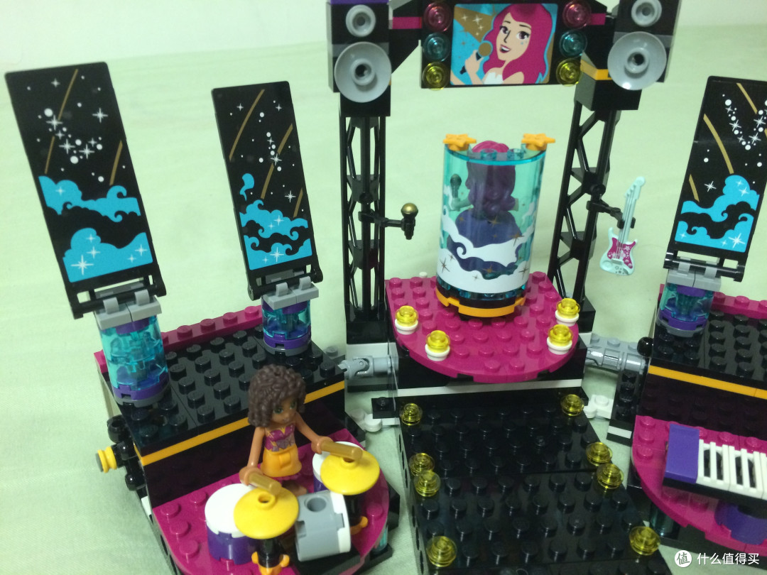 舞台热浪动起来张大妈的朋友们你们好吗乐高41105大歌星演出舞台评测