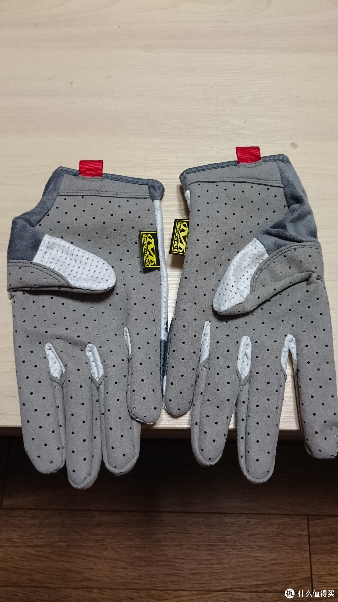 力战高温黑内饰：Mechanix WEAR超级技师 专业透气款 Specialty Vent 闷热环境专用手套