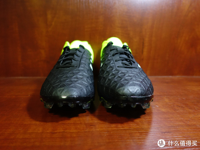 玩爆一切！Adidas ACE 15.2 FG/AG开箱&人草实战测试