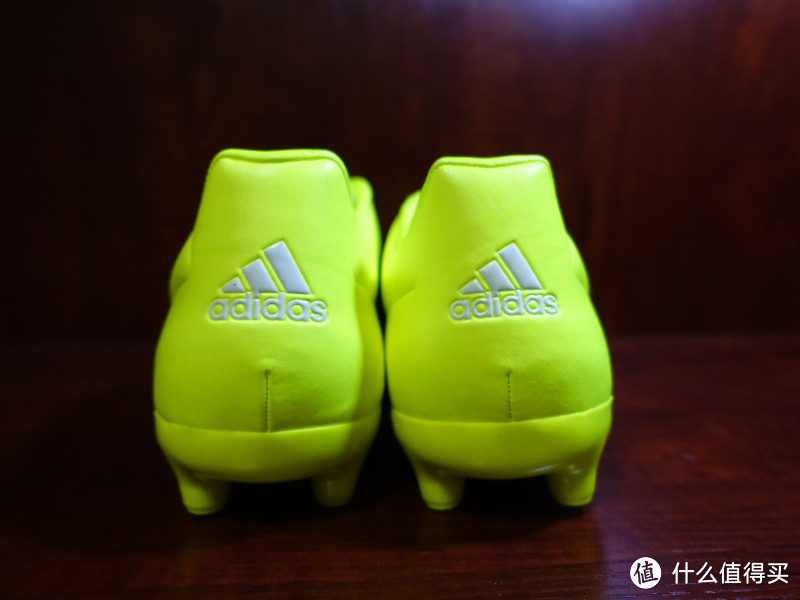 玩爆一切！Adidas ACE 15.2 FG/AG开箱&人草实战测试