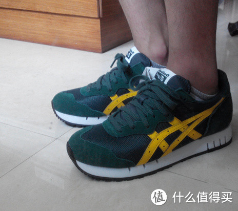 Onitsuka Tiger 鬼冢虎 X-CALIBER 休闲运动鞋 THN315-8004