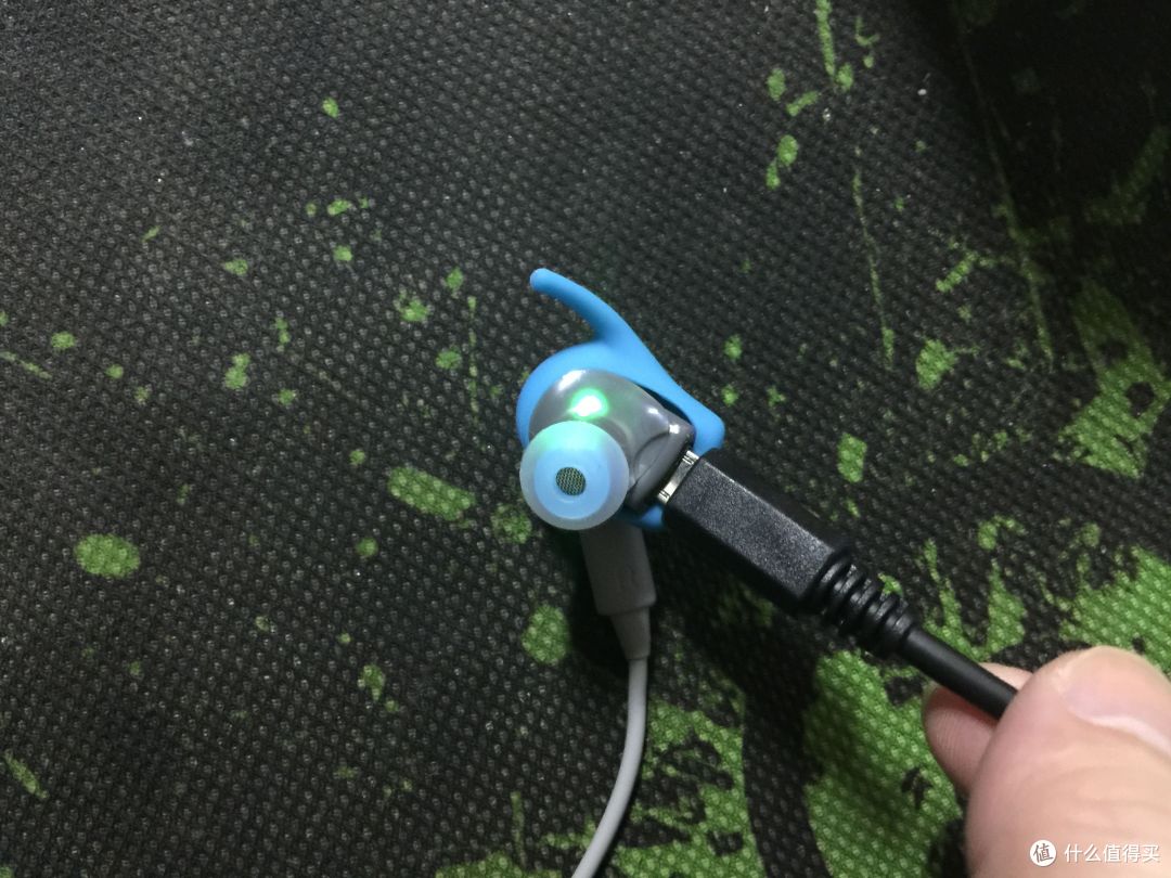 运动&音乐狂魔之选 Jabra Coach 蓝牙 真·立体声 智能运动耳机(胖子真人秀)