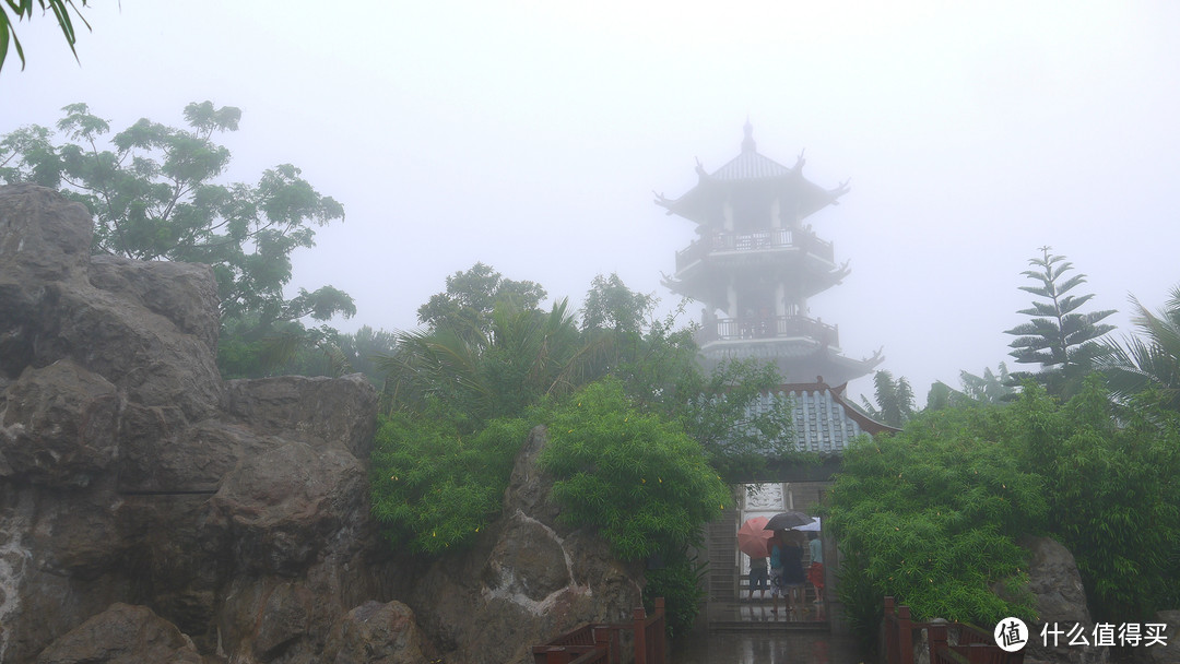 三亚蜜月之行：阴雨中的乐趣