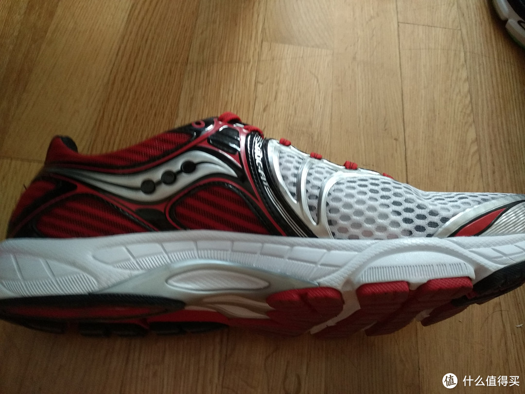 这绝对是真爱:n双saucony索康尼 triumph11 超级开箱
