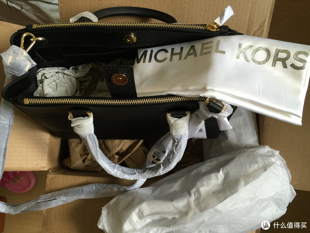 Macy's 直邮 MICHAEL Michael Kors Sutton Medium 与 Selma Large包包