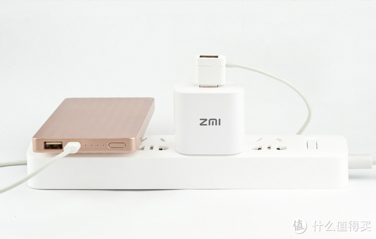 智能调整输出电压电流：ZMI 紫米 推出 快速充电器 售价49元