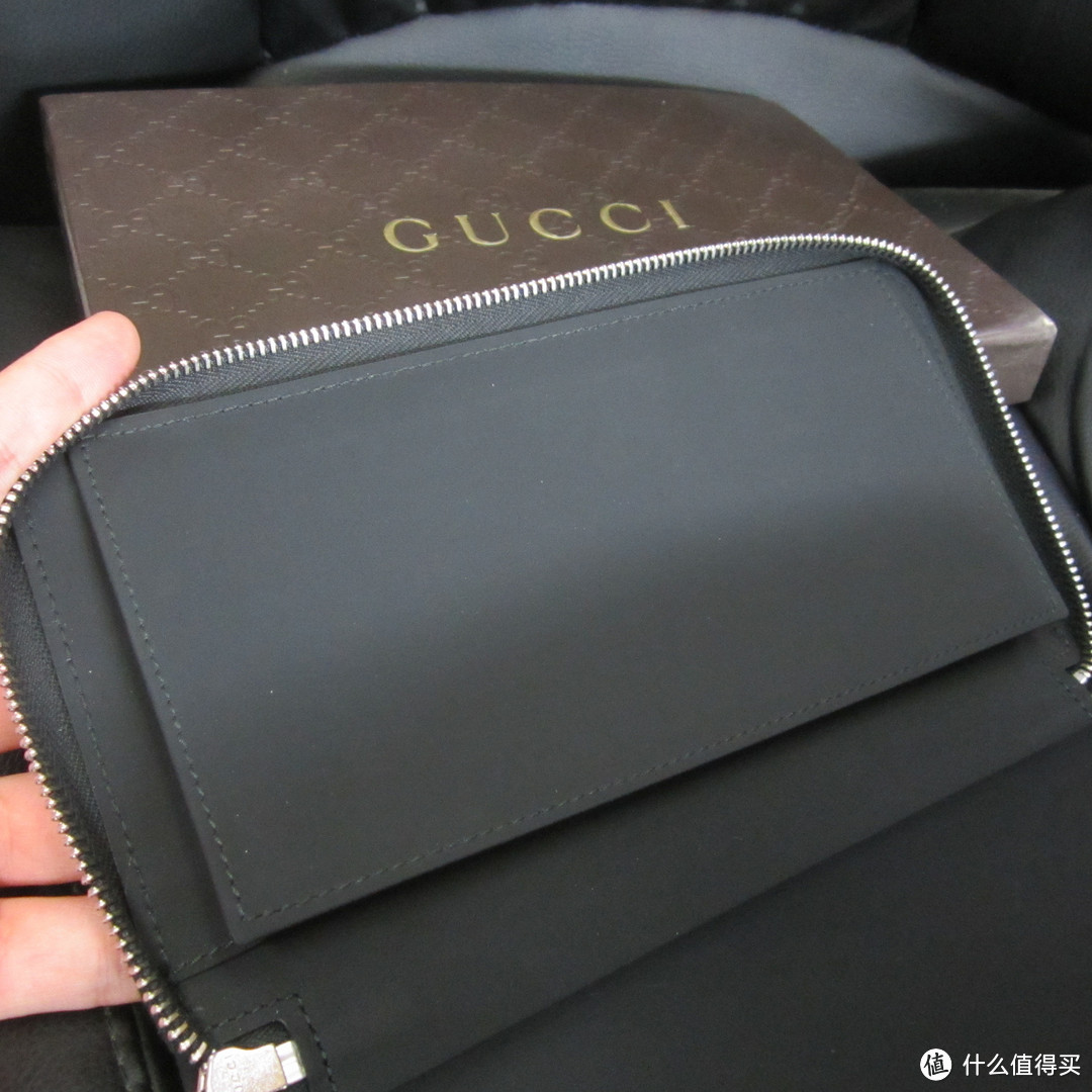 法国带回来的 Gucci 古驰 男款哑面钱包