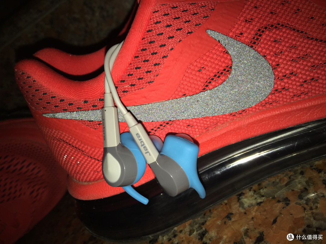 运动&音乐狂魔之选 Jabra Coach 蓝牙 真·立体声 智能运动耳机(胖子真人秀)