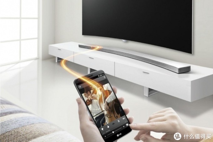 独特曲面设计+输出功率可达360W:LG 发布 全球首款曲型Soundbar