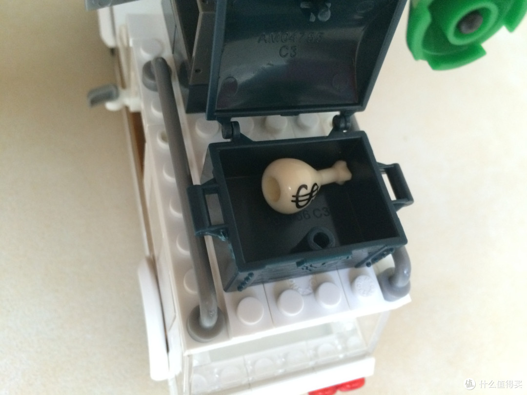 拿钱来!Mega Bloks 美高 小黄人之开着旅行车去打劫