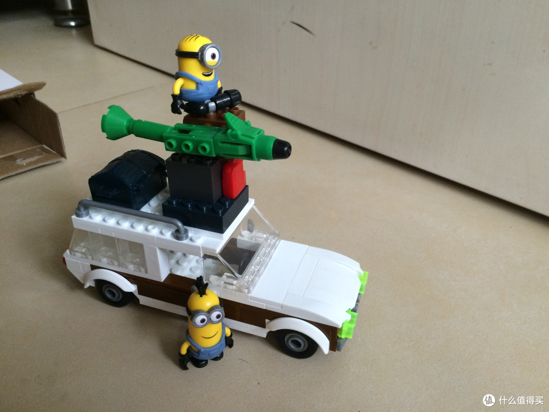 拿钱来！Mega Bloks 美高 小黄人之开着旅行车去打劫