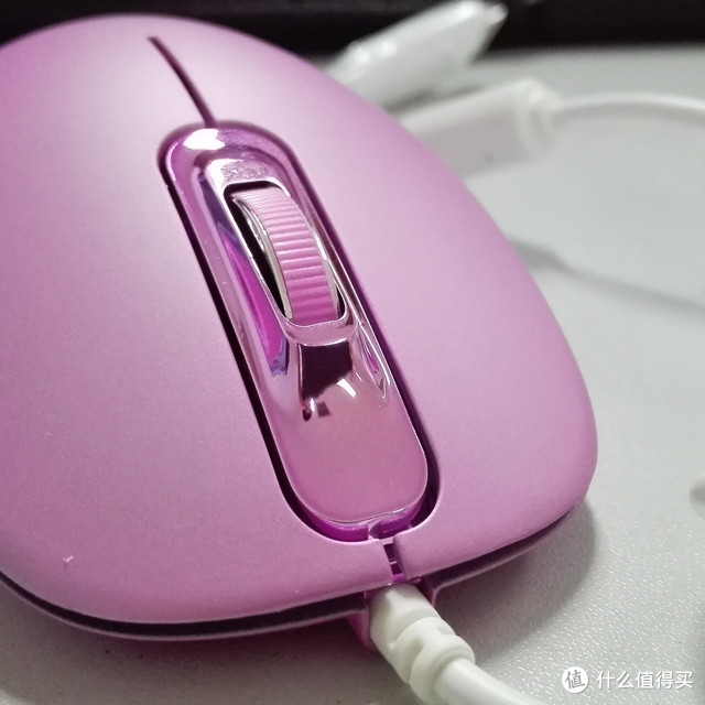 随机色就是那么任性  我的：I-ROCKS IM8优盘鼠标