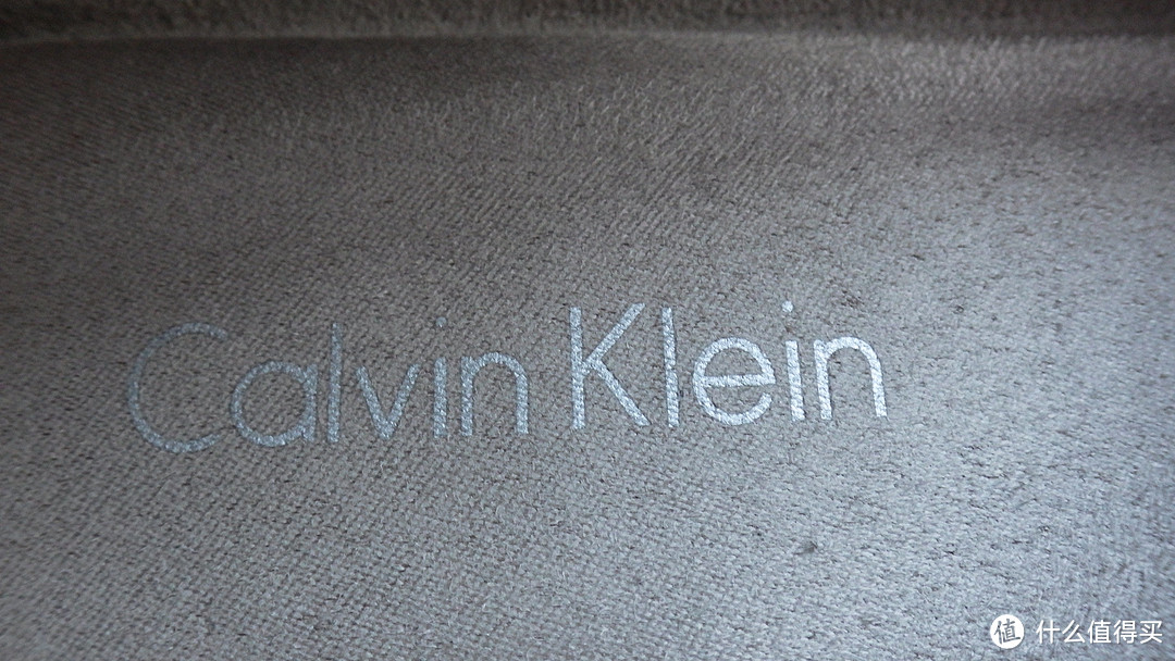 Calvin Klein豆豆鞋