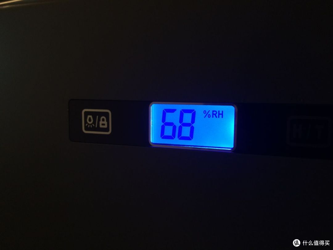 万得福 MD-300I 保险柜除湿箱 开箱