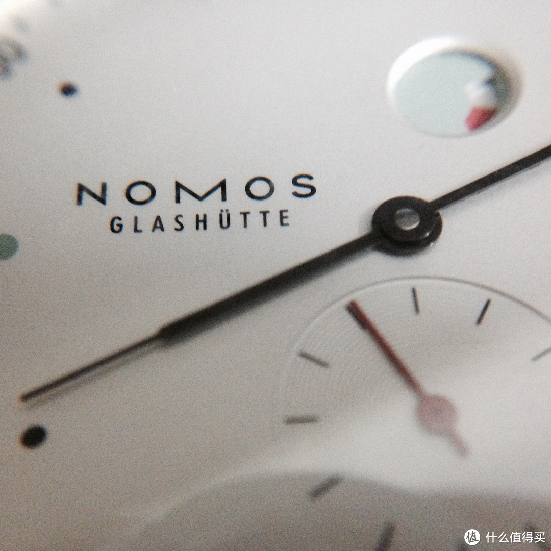 买的是情怀：NOMOS METRO系列 机械男表 1101