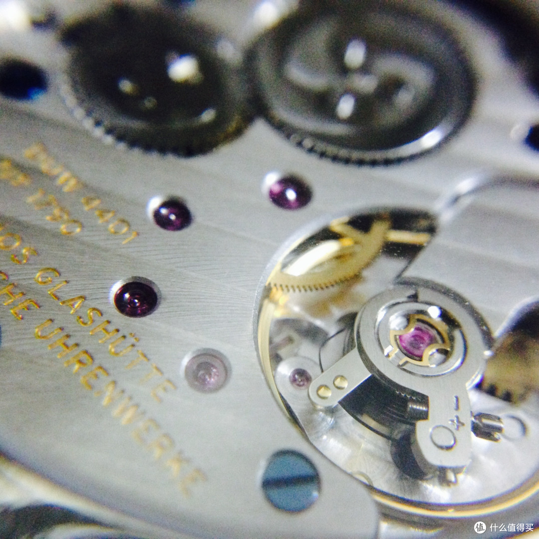 买的是情怀:NOMOS METRO系列 机械男表 1101