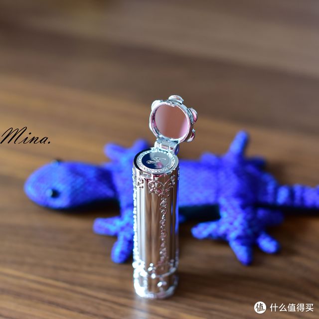 日亚购入 Jill stuart 拇指公主魔镜口红01、09号 高清试色