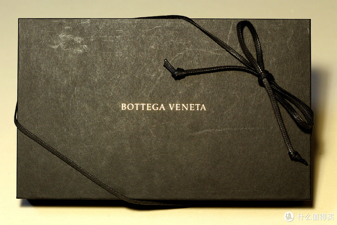 First Gift-Bottega Veneta 经典长款钱夹