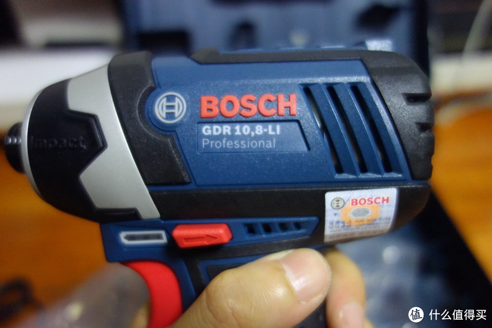 男人的玩具： BOSCH博世 GDR10.8-LI 10.8V锂电冲击起子机