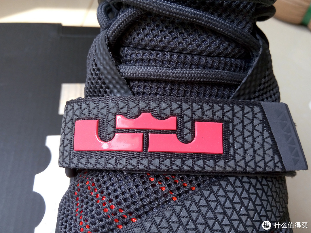 NIKE 耐克 LEBRON SOLDIER IX 詹姆斯士兵9 篮球鞋