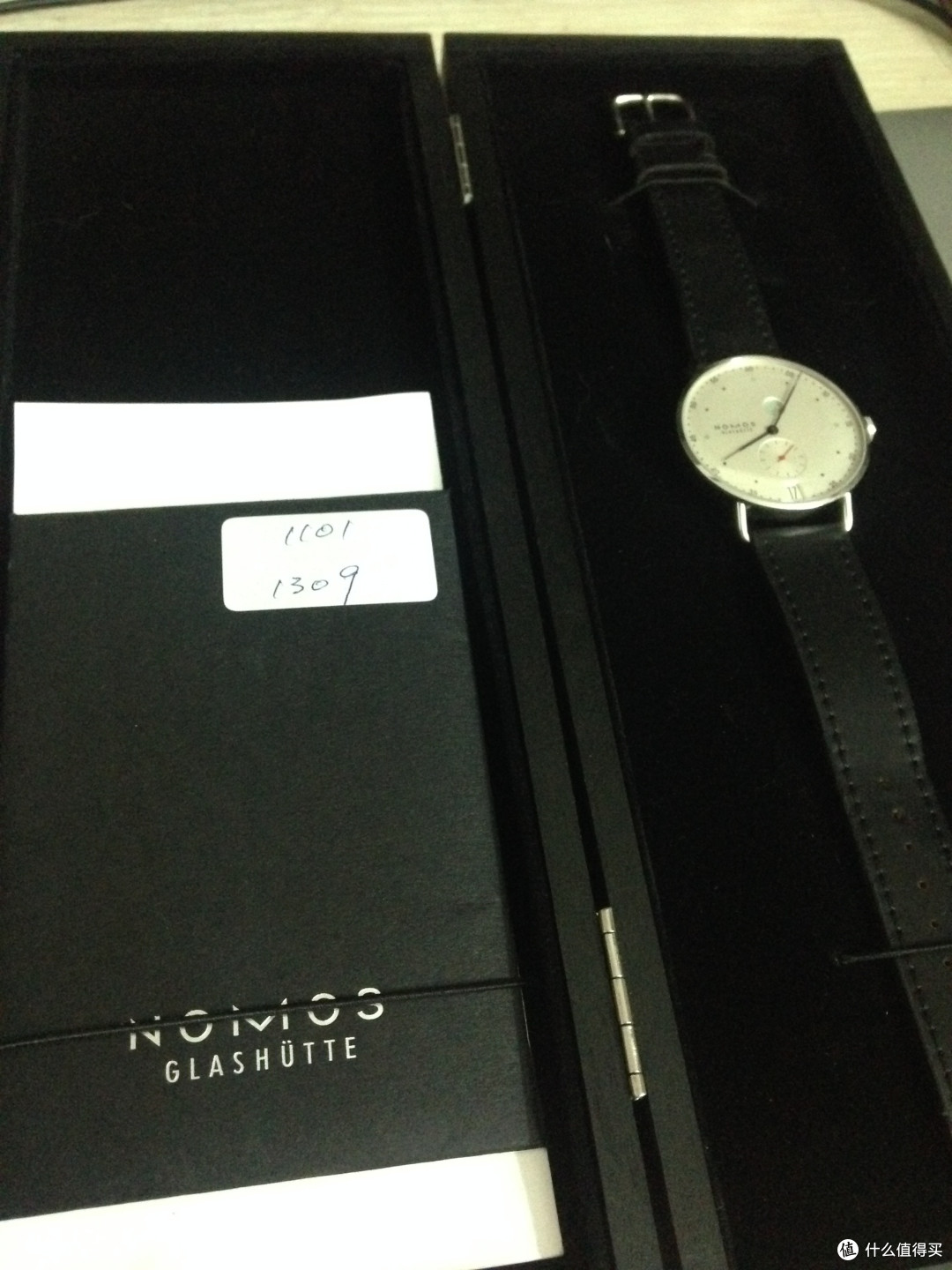 买的是情怀:NOMOS METRO系列 机械男表 1101