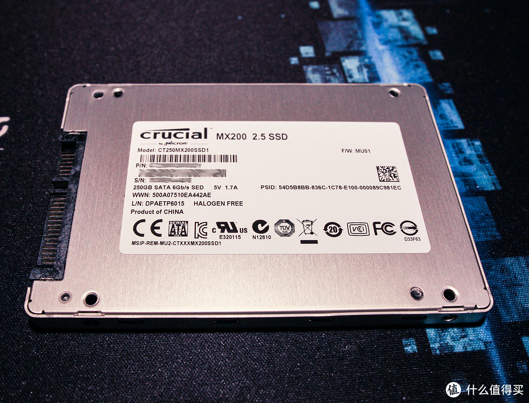 Micron 镁光 Crucial MX200 250GB  SSD固态硬盘