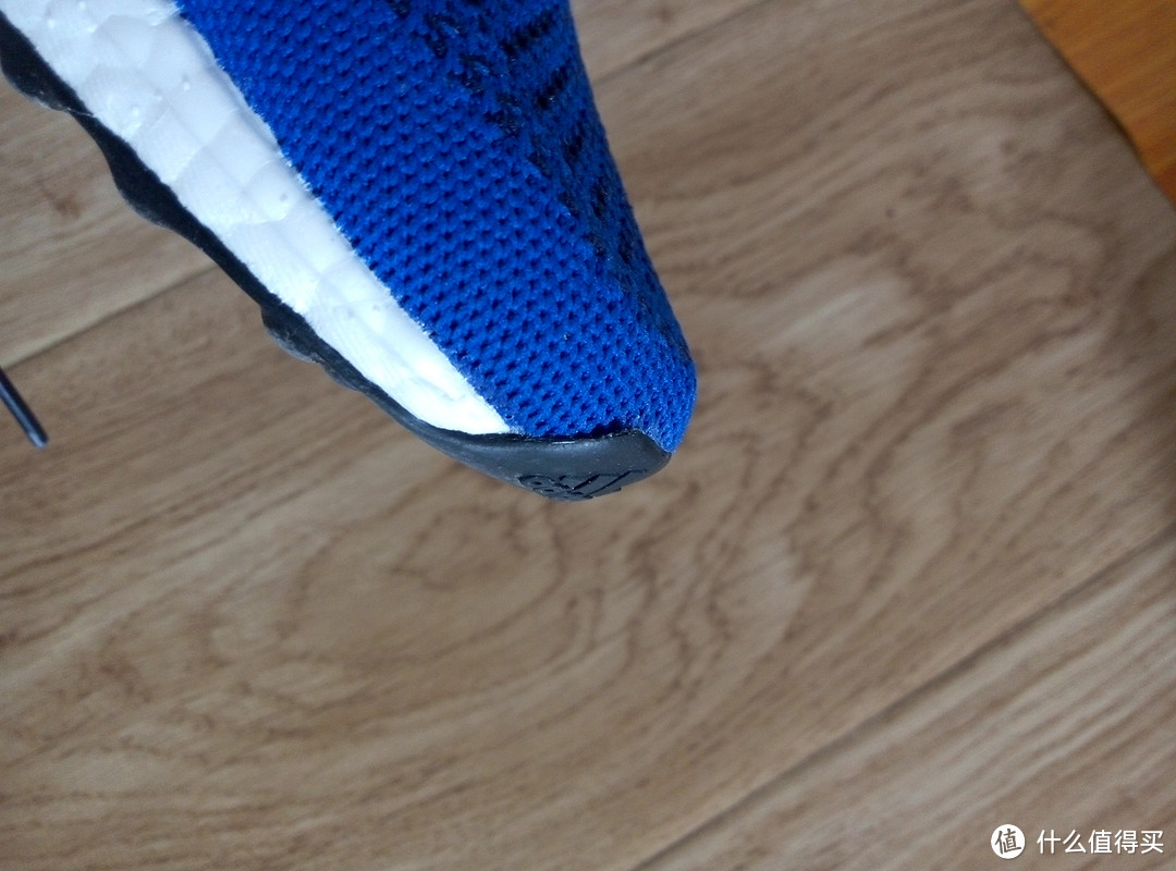 adidas 阿迪达斯 UltraBoost男款跑鞋