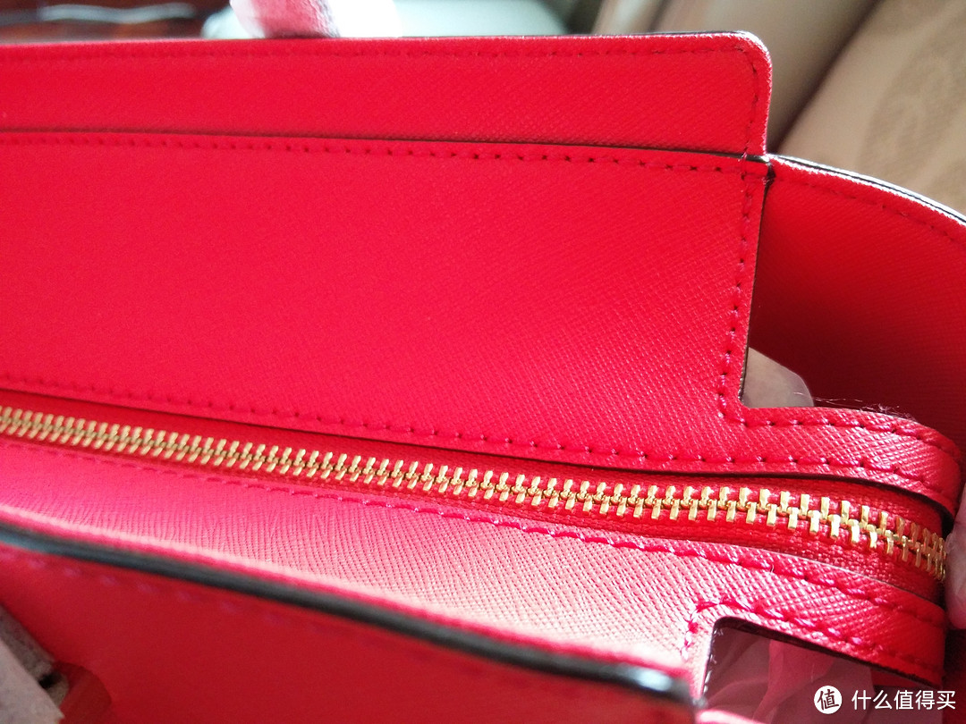 Kate Spade New York CEDAR STREET HAYDEN 女包、Armani 和 Michael Kors 墨镜开箱