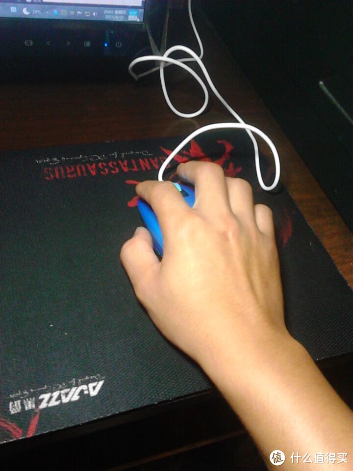 骚蓝色的im8艾瑞克鼠标