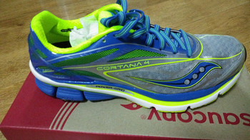 6pm入手 Saucony索康尼 Cortana 4*级路跑