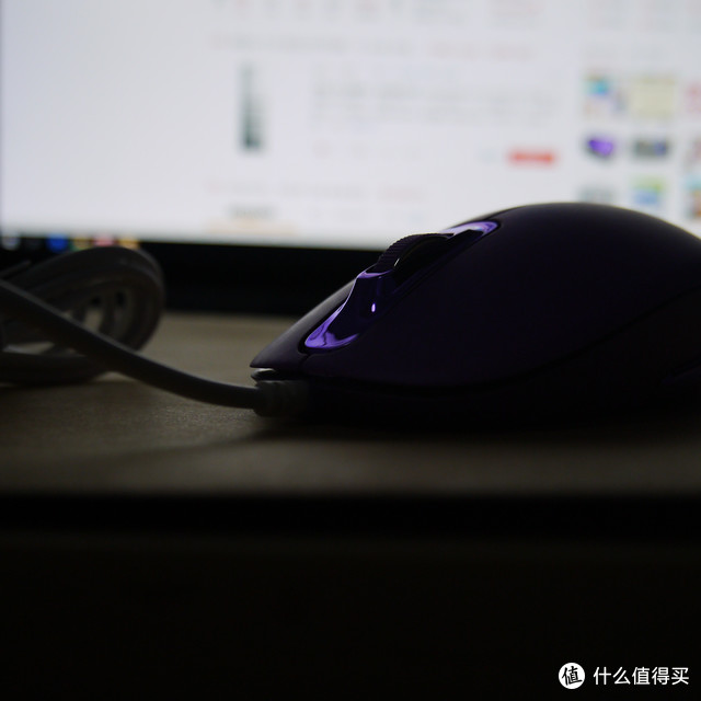 握持感不错的小萌物：I-ROCKS IM8优盘鼠标